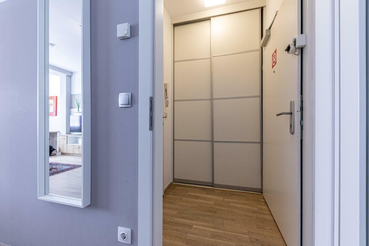 Christian Apartments Oper - Contactless Check In Viena Exterior foto